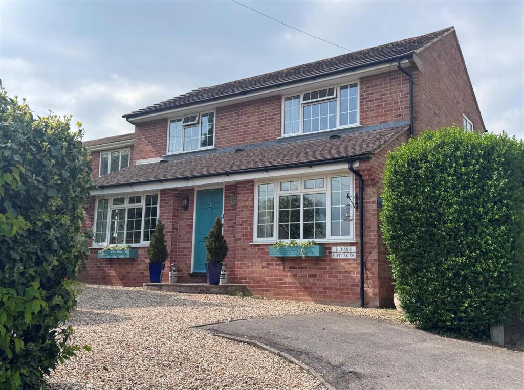 Main image of property: Farm Cottages, Stoney Lane, Ashmore Green