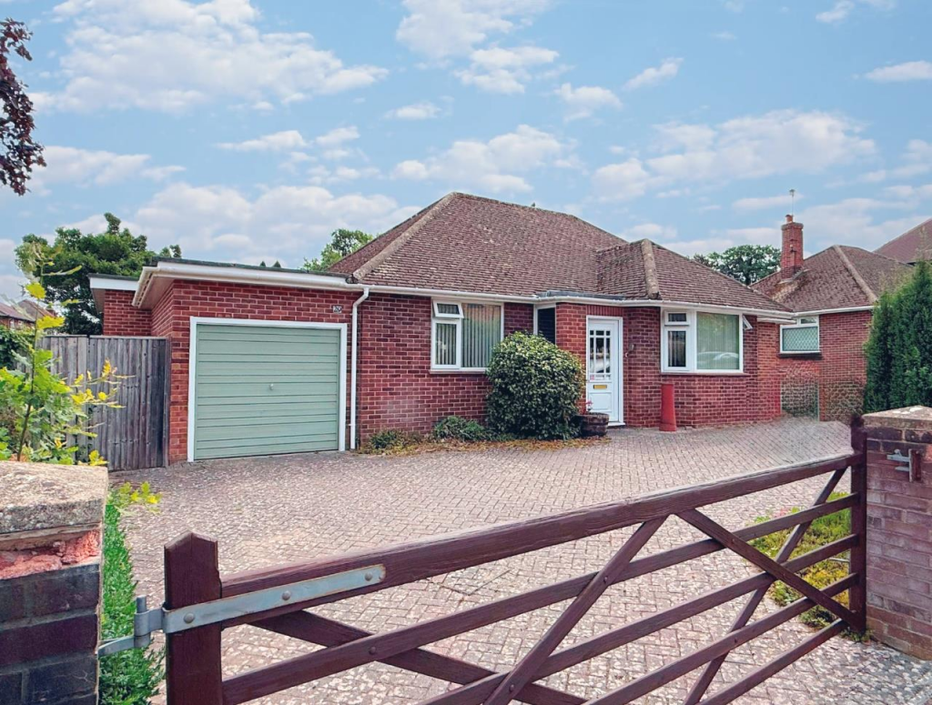 Main image of property: Wendan Road, Newbury