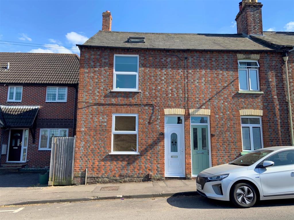 3 bedroom house for sale in Enborne Road, Newbury, RG14