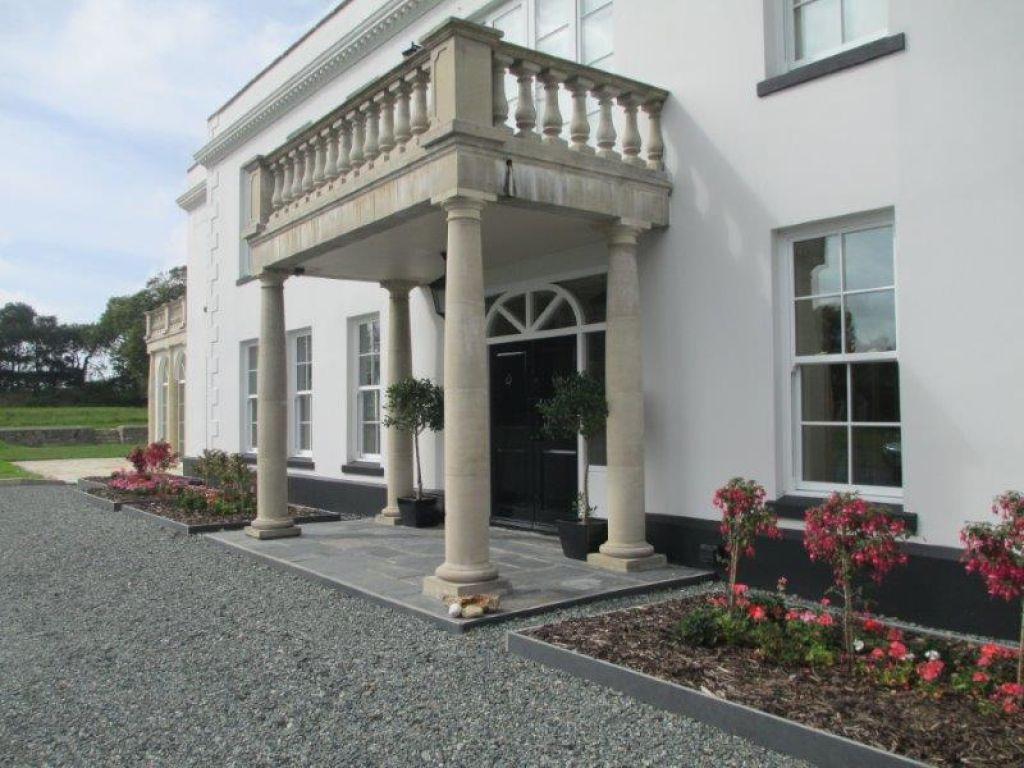 8 bedroom manor house for sale in Portfield Gate, Haverfordwest