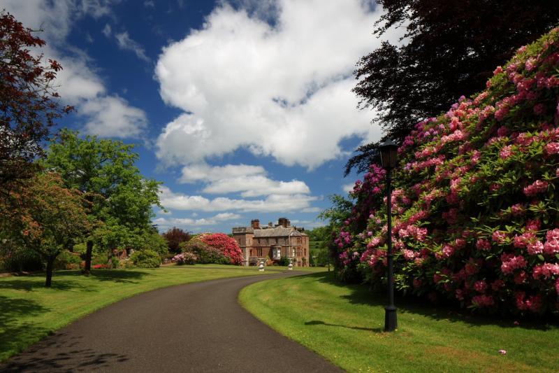 6 bedroom detached house for sale in Robgill Tower, Kirtlebridge