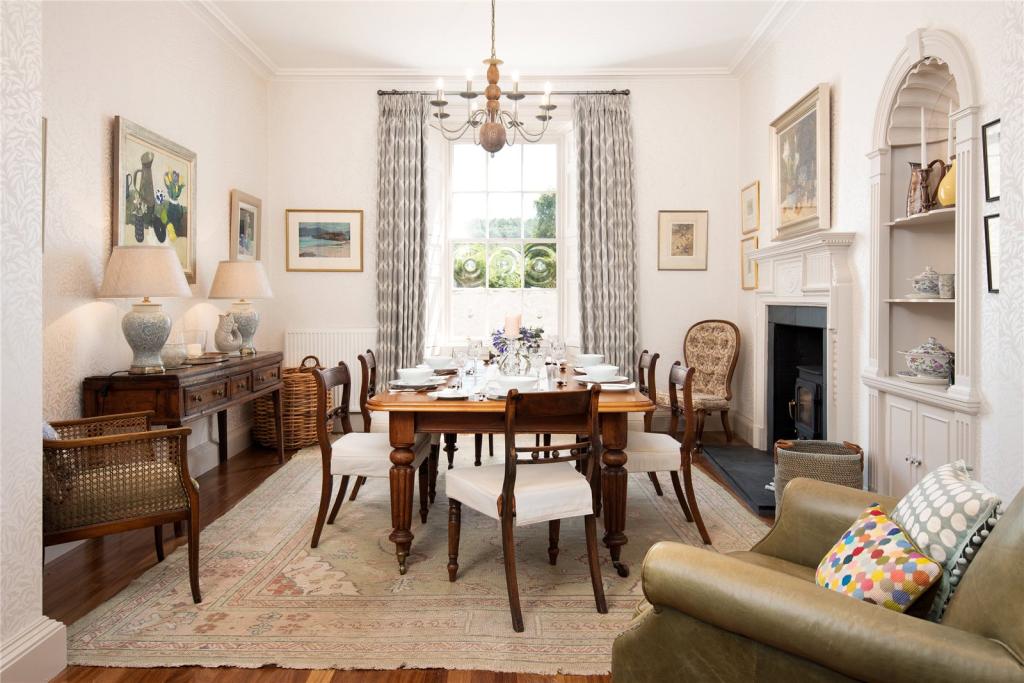 4 bedroom house for sale in Moatwell House, High Street, Kirkcudbright, Dumfries and Galloway