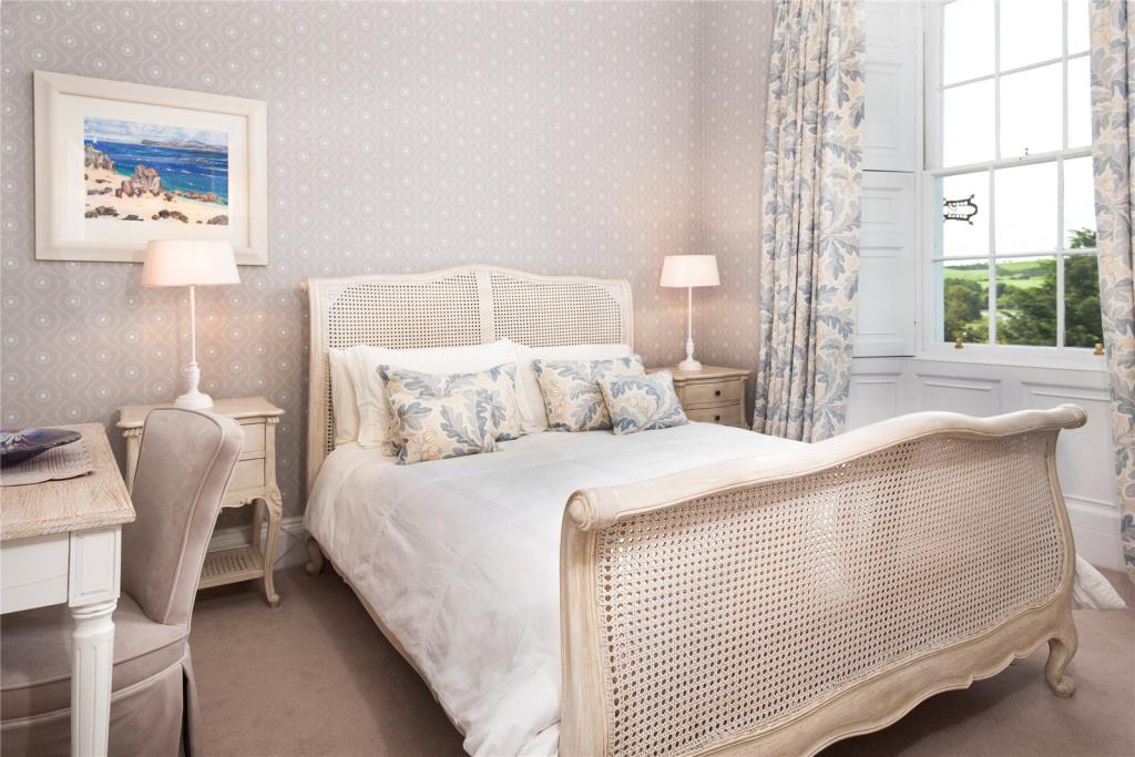 4 bedroom house for sale in Moatwell House, High Street, Kirkcudbright