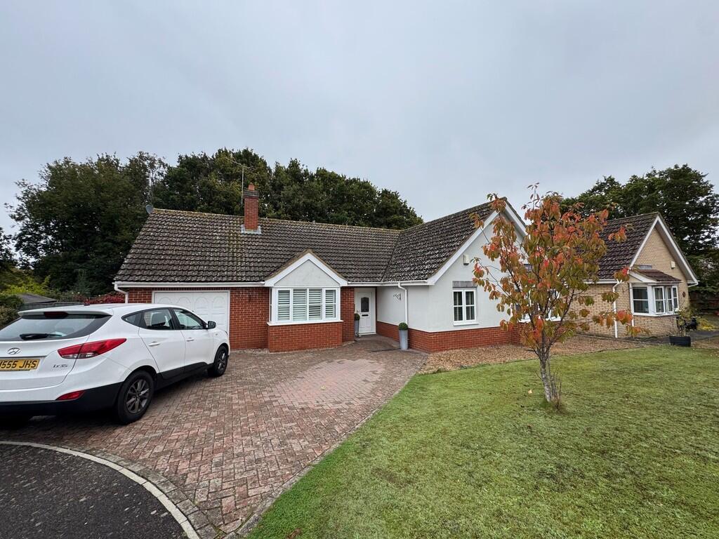 Main image of property: Nunn Close, Martlesham