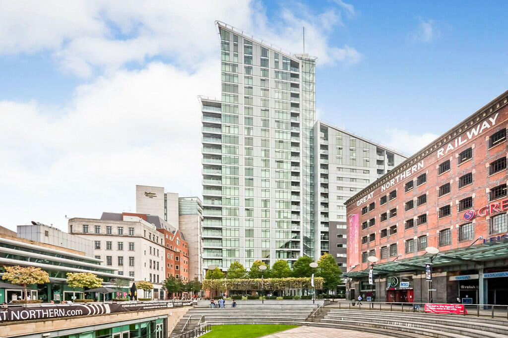 2 bedroom apartment for sale in Great Northern Tower, 1 Watson Street, M3