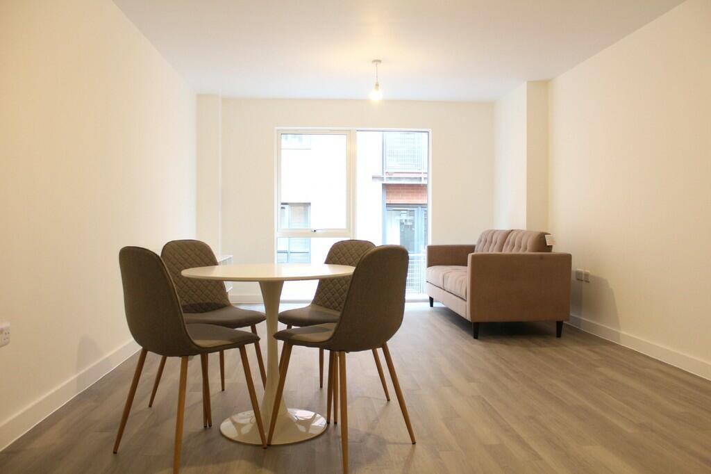 1 bedroom apartment for rent in Halo House, 27 Simpson St, M4