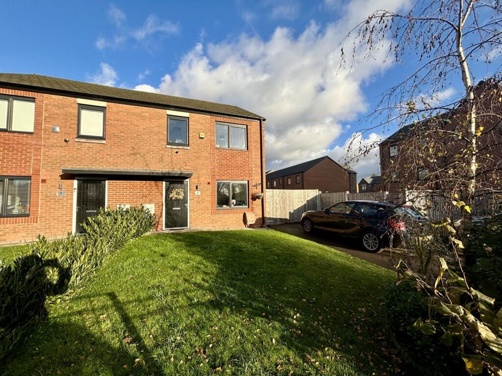 Main image of property: Berkshire Road, Manchester, M40 