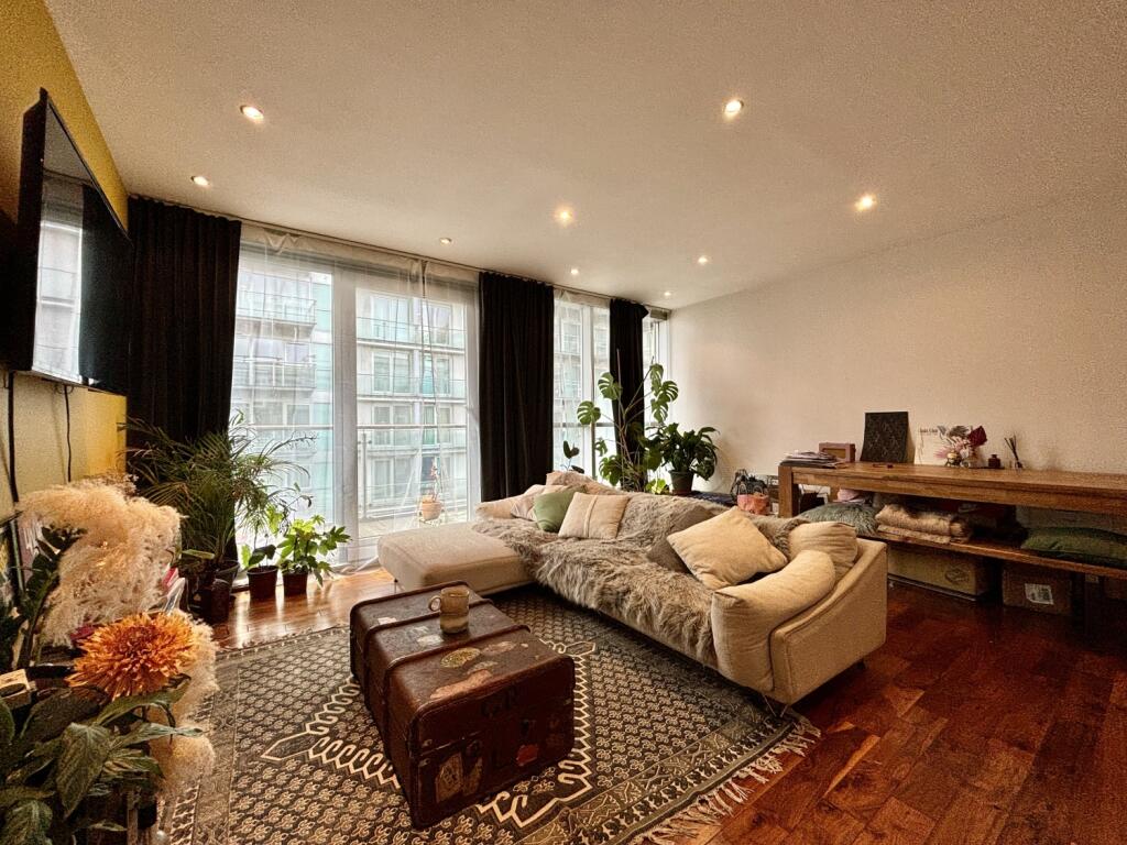 Main image of property: The Edge, Clowes Street, Salford