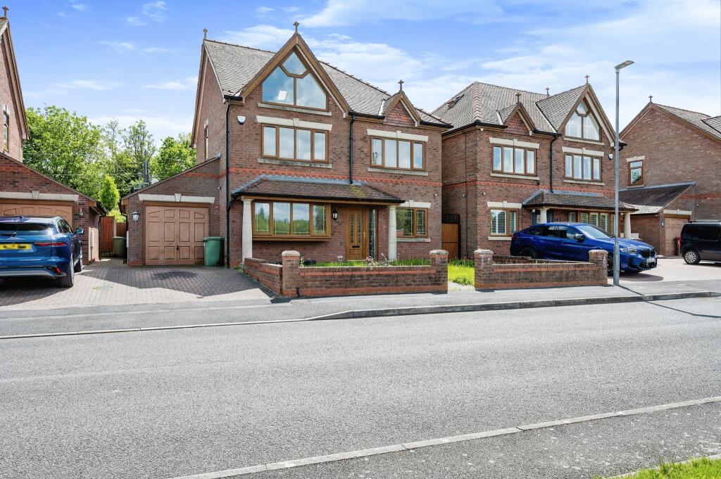 5 bedroom detached house for sale in Ritherup Lane, Rainhill, Prescot