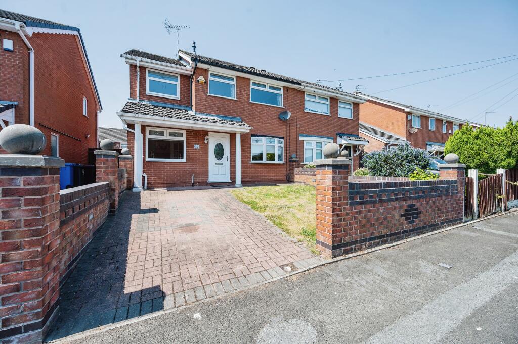 3 bedroom semidetached house for sale in Sutherland Road, Prescot