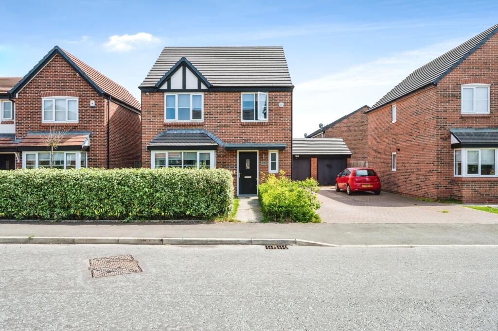 4 bedroom detached house for sale in Forest Grove, Knowsley, Prescot