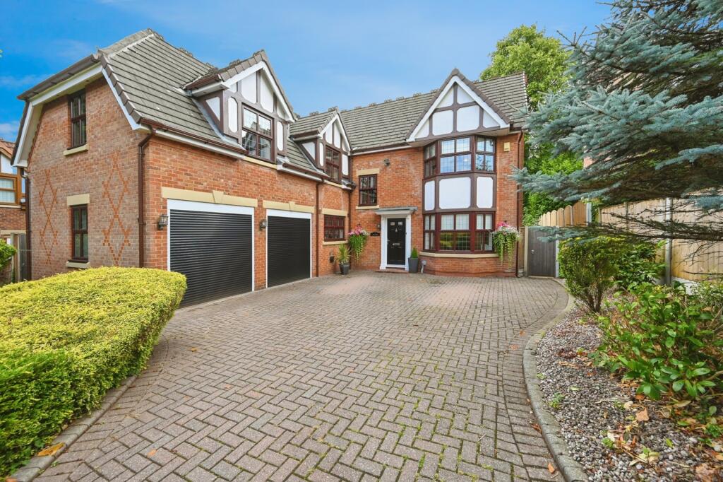 Main image of property: St. James Road, Rainhill, Prescot, Merseyside, L35