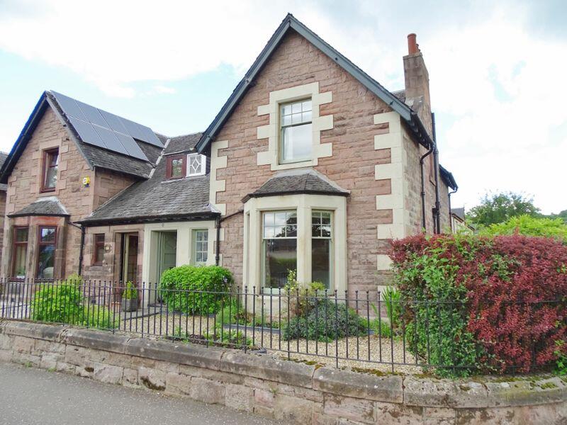 3 bedroom semidetached house for sale in Tullibody Road, Alloa, FK10