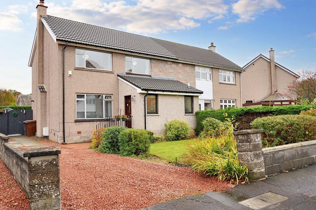 Main image of property: 9 Broomeknowe Drive, Kincardine FK10 4QI