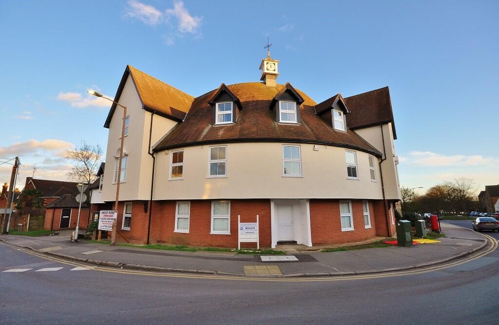 1 bedroom apartment for sale in Melville House, Great Dunmow, CM6