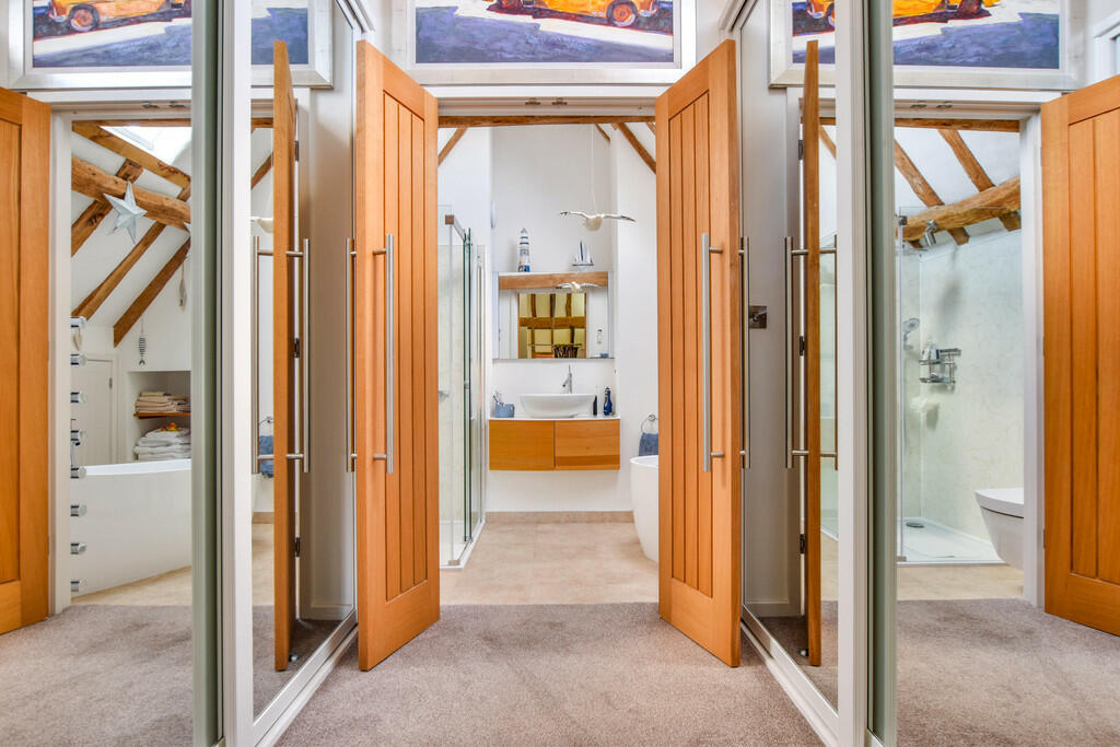 Additional property image - Cobblers Green, Felsted