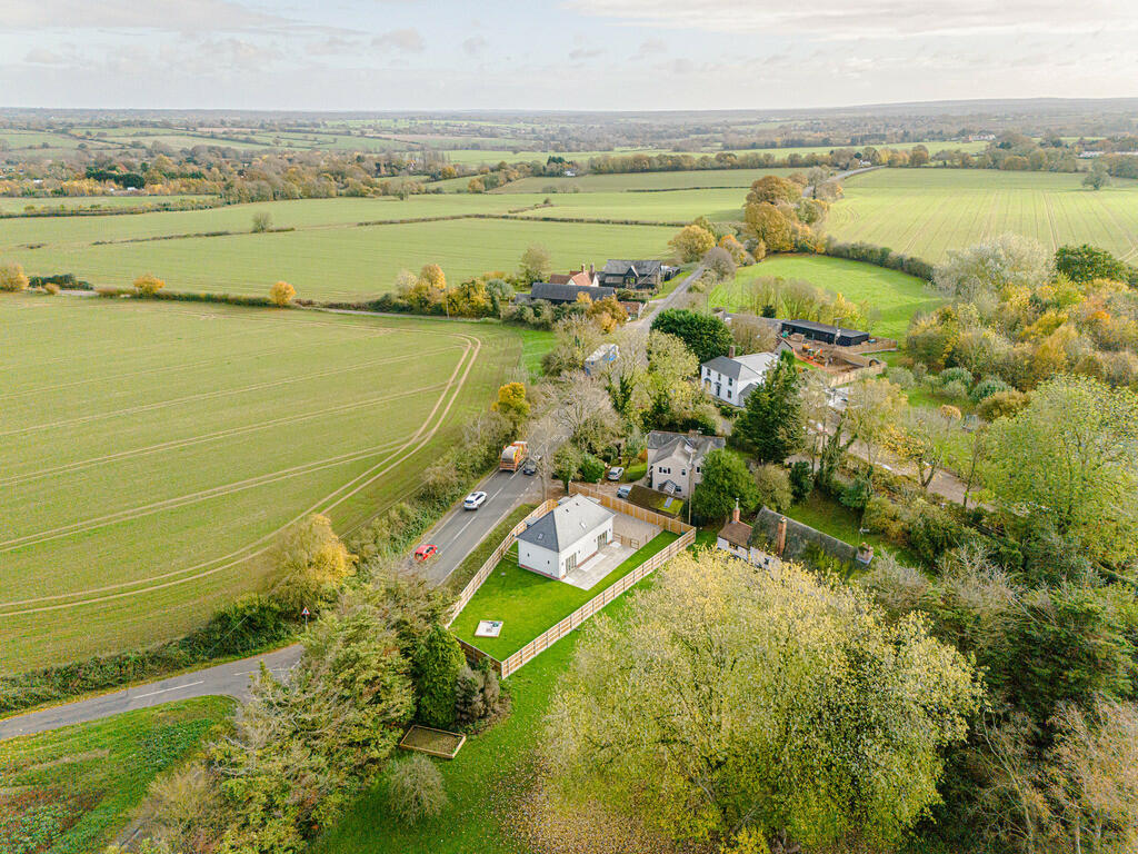 Additional property image - Chelmsford Road, Onslow Green