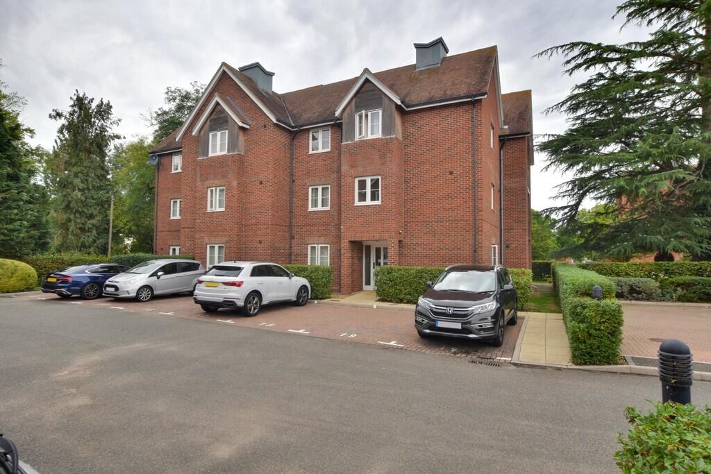 Main image of property: Chantry Court, Felsted