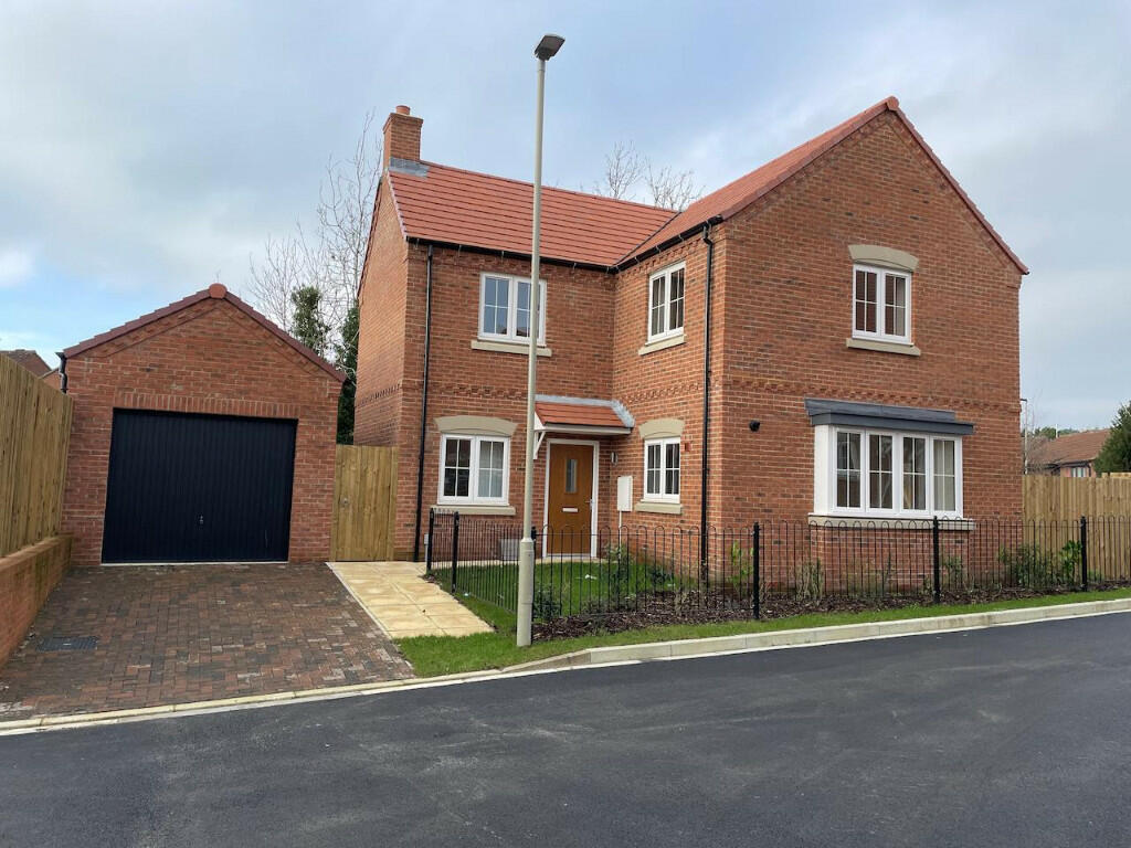 4 bedroom detached house for sale in 26 Windmill View, Wainds Field