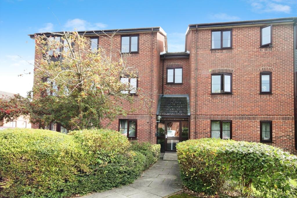 Main image of property: Poets Chase, Aylesbury, HP21