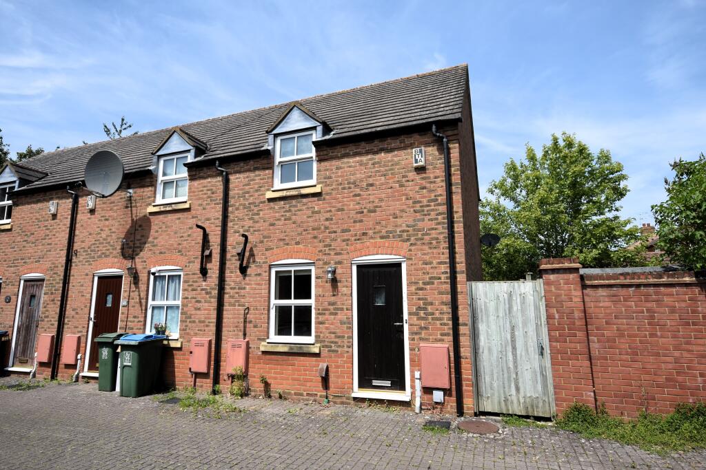 Main image of property: Prestwold Way, Aylesbury, HP21
