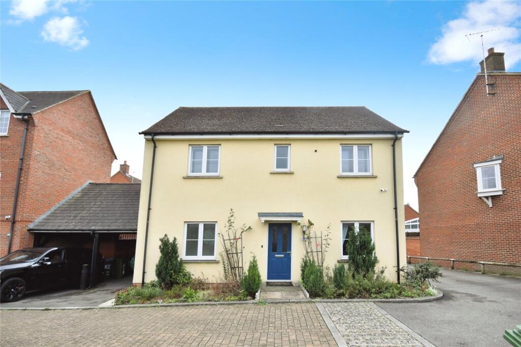 Main image of property: Leys Close, Aylesbury, Buckinghamshire, HP19