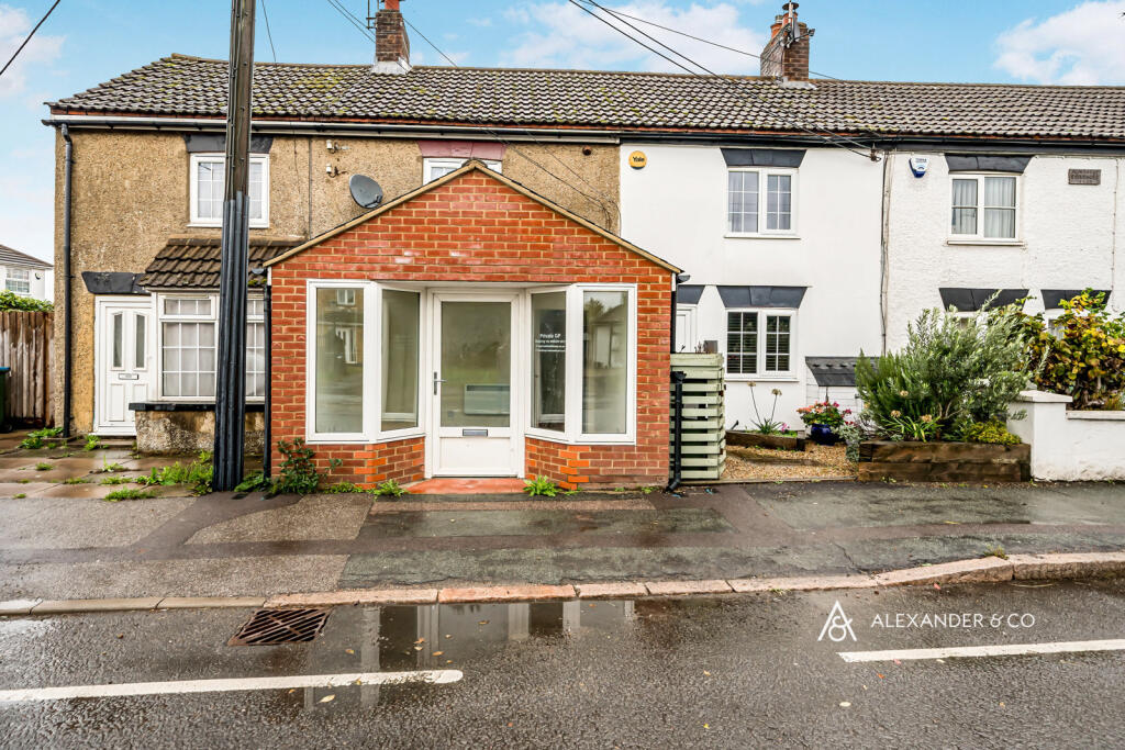 Main image of property: London Road, Aston Clinton, Aylesbury, HP22