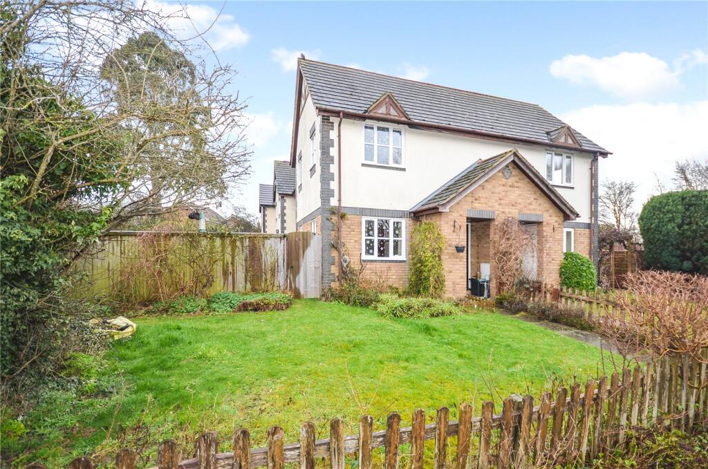 Main image of property: Lark Vale, Aylesbury, Buckinghamshire, HP19