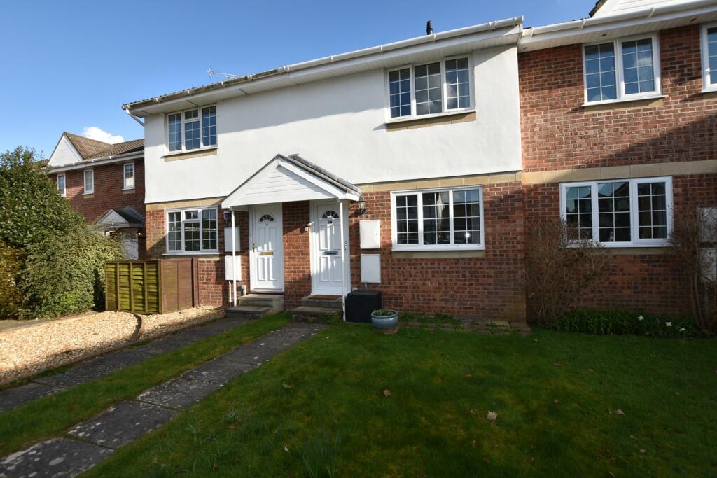 2 bedroom terraced house for sale in Cricklade Court, Nailsea, Bristol