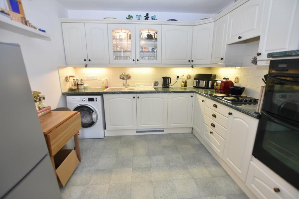 Additional property image - Kingshill Gardens, Nailsea, BS48
