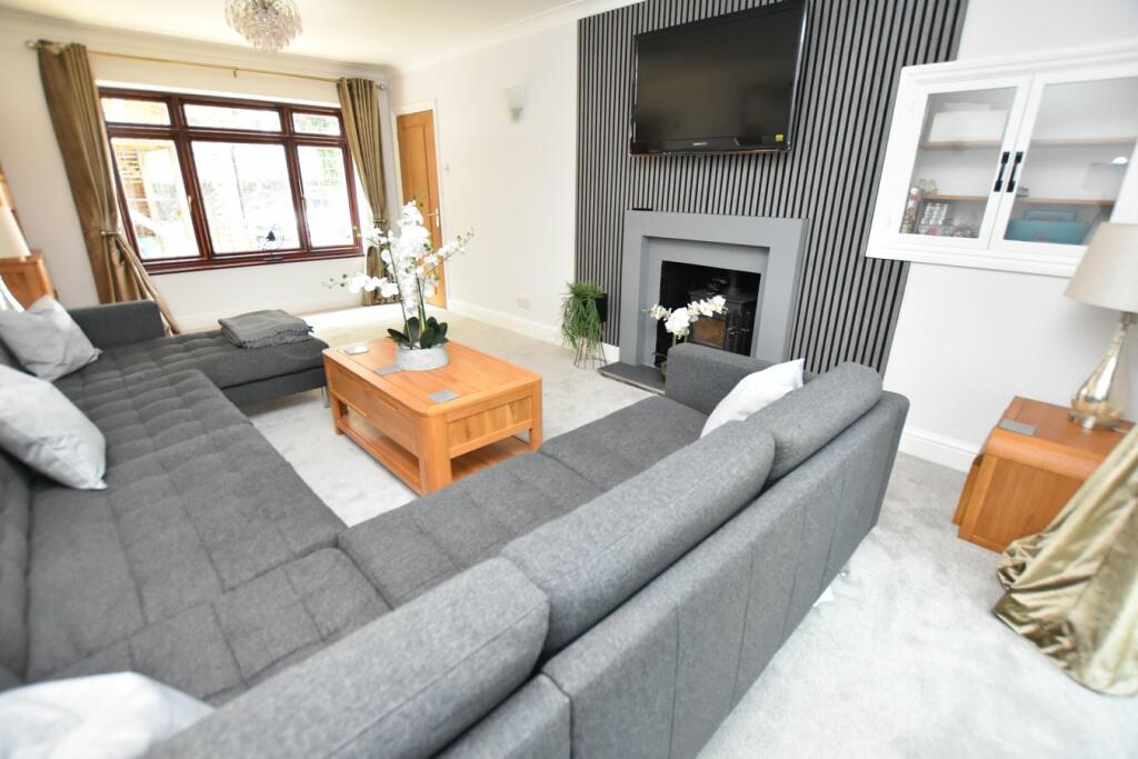 Additional property image - Station Road, Nailsea, BS48