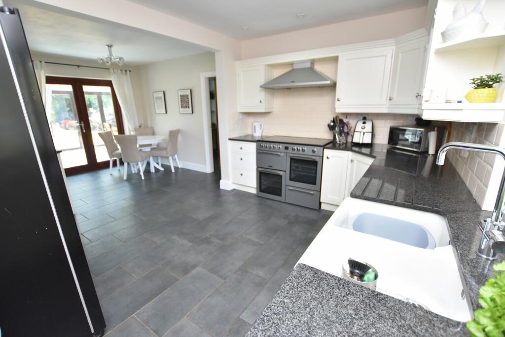 Additional property image - Station Road, Nailsea, BS48