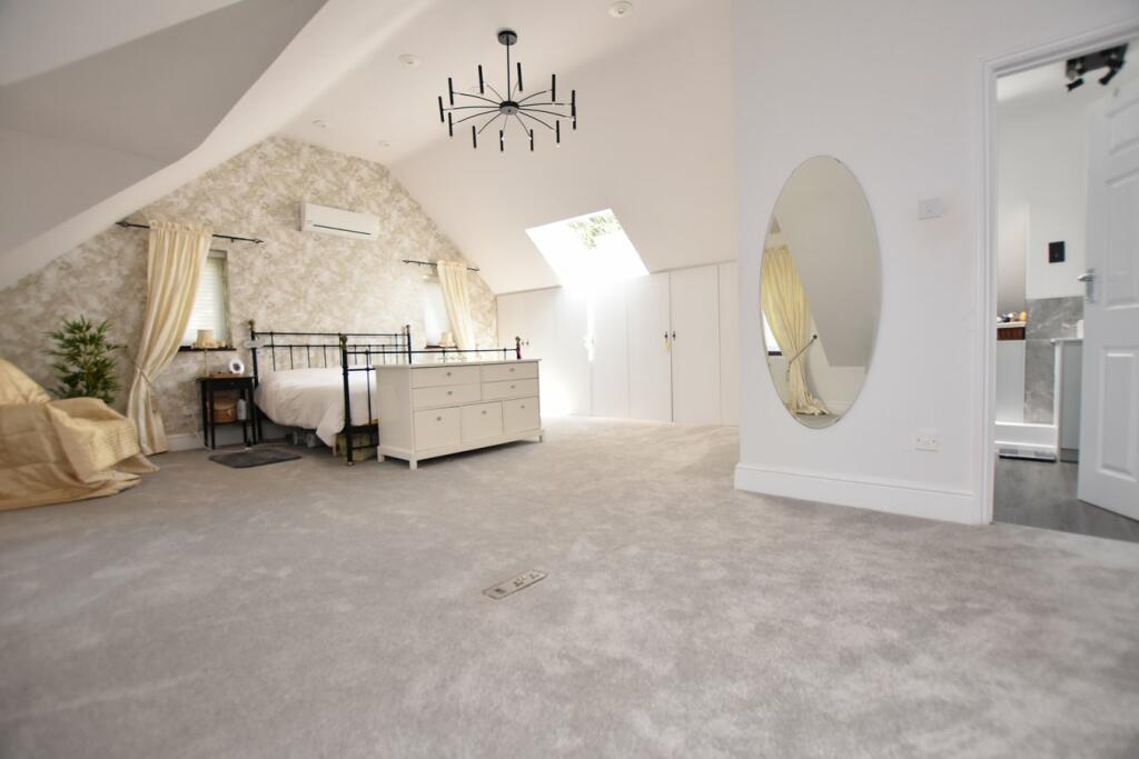 Additional property image - Station Road, Nailsea, BS48