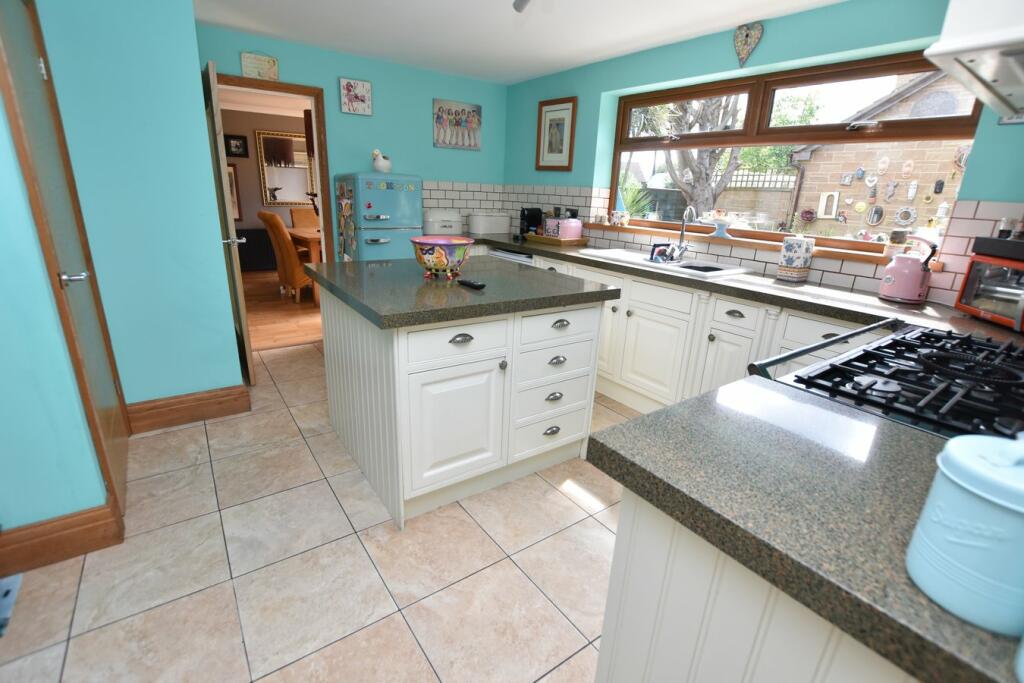 Additional property image - Turnbury Avenue, Nailsea, BS48