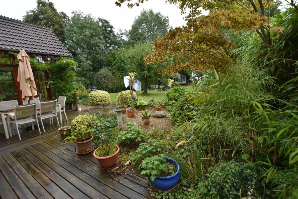 Additional property image - Station Road, Nailsea, BS48