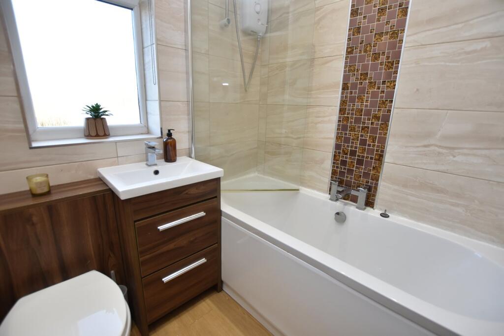 Additional property image - Earlesfield, Nailsea, Nailsea, BS48