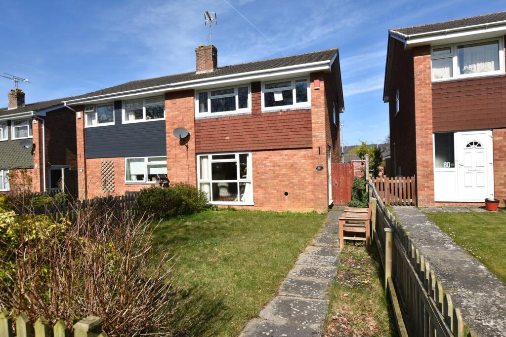 Main image of property: Nightingale Gardens , Nailsea, BS48
