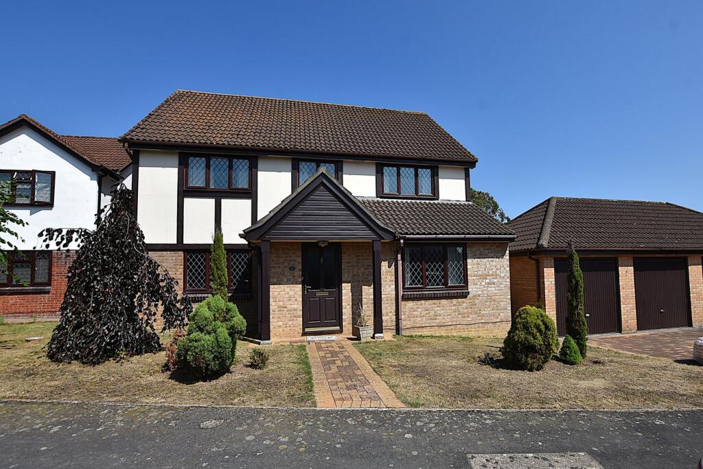Main image of property: Caversham Drive, Nailsea, BS48