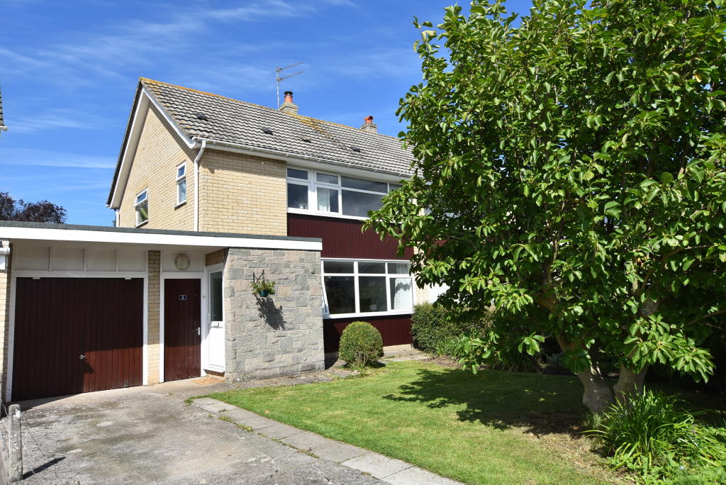 4 bedroom semidetached house for rent in Meadway Avenue, Nailsea, BS48