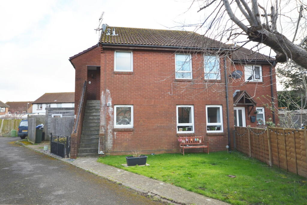 Main image of property: Templars Close, Bognor Regis