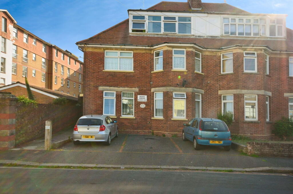 Main image of property: Surrey Lodge, Albert Road, Bognor Regis, PO21 1NH