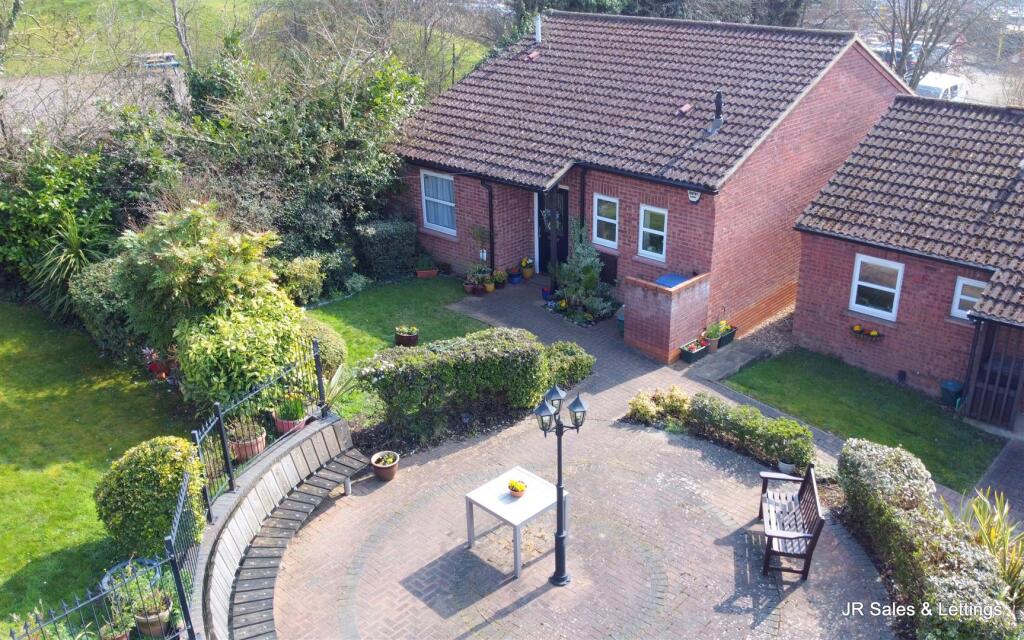 Main image of property: South Drive, Cuffley, Potters Bar