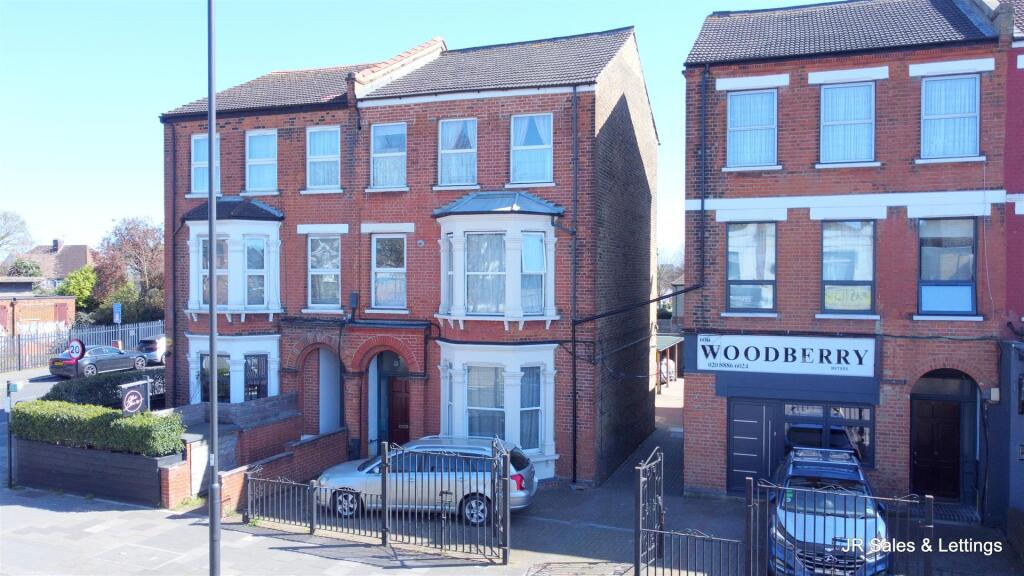 Main image of property: Green Lanes, Palmers Green