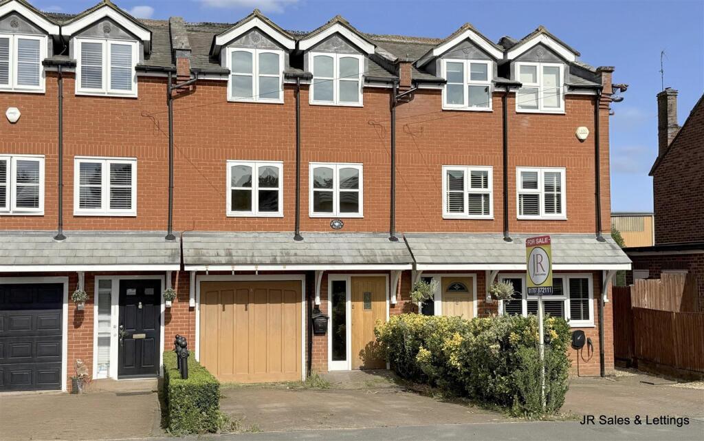 Main image of property: Tolmers Road, Cuffley