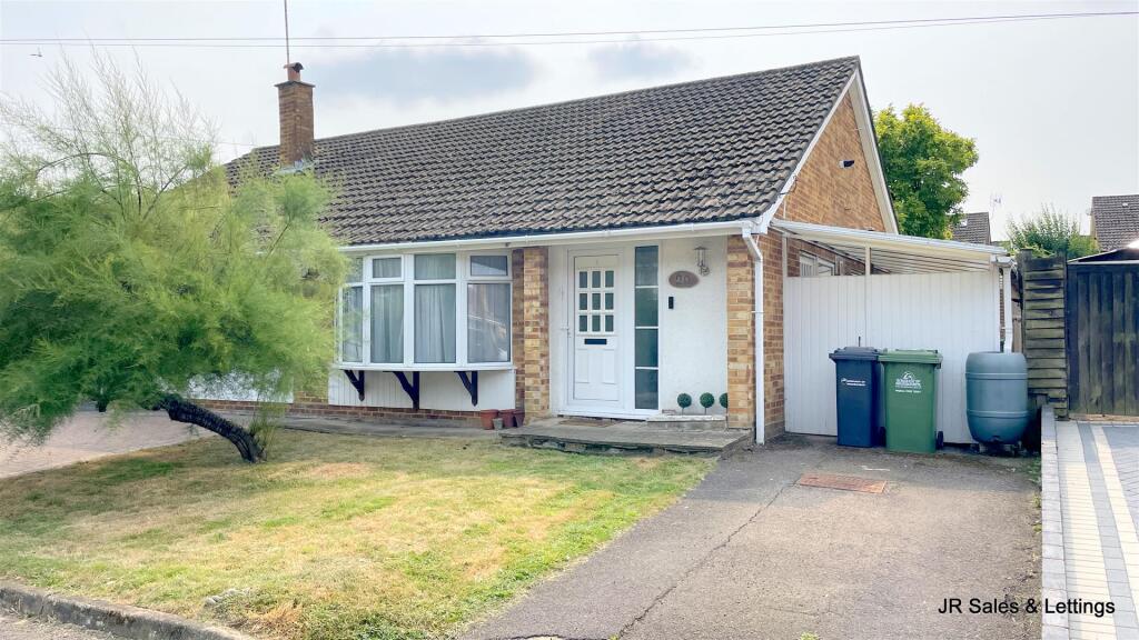 Main image of property: Bonney Grove, West Cheshunt/Goffs Oak