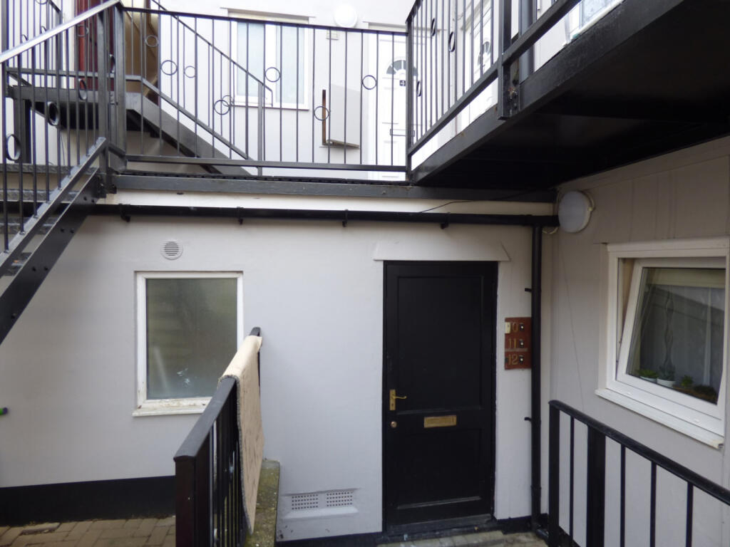 Main image of property: Reginald Street, Luton