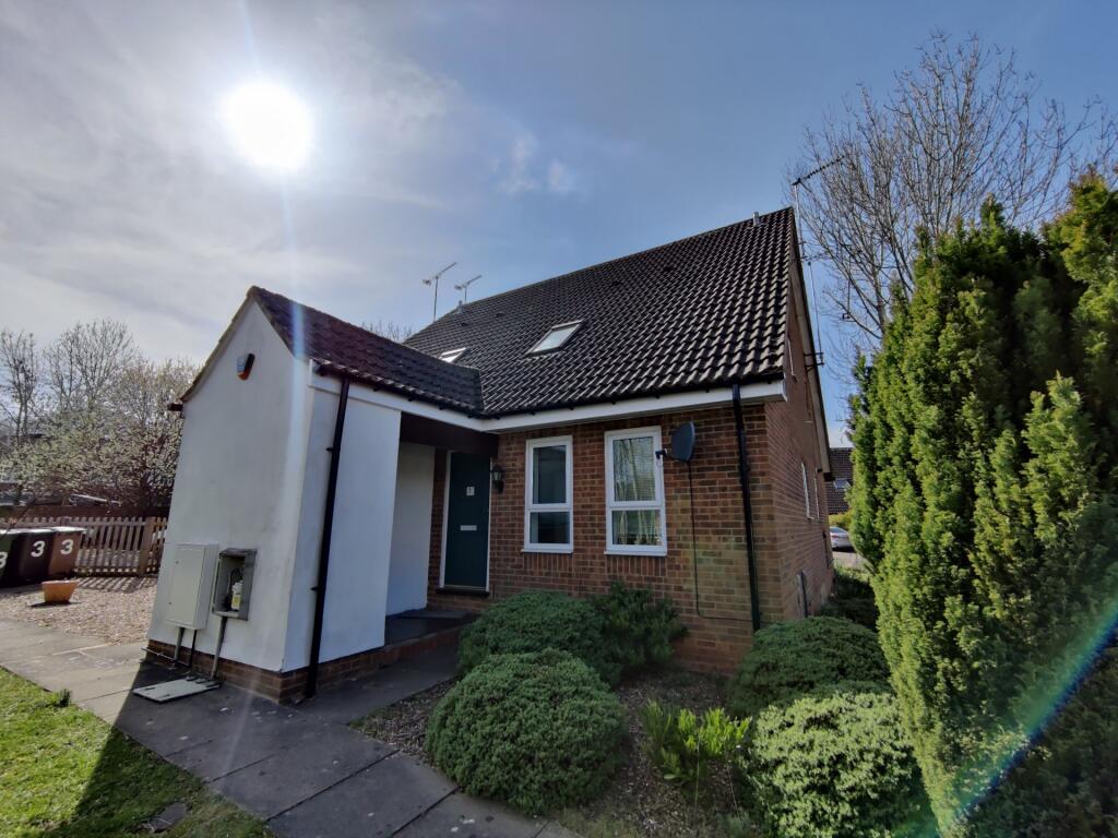 Main image of property: Oregon Way, LU3 4AP