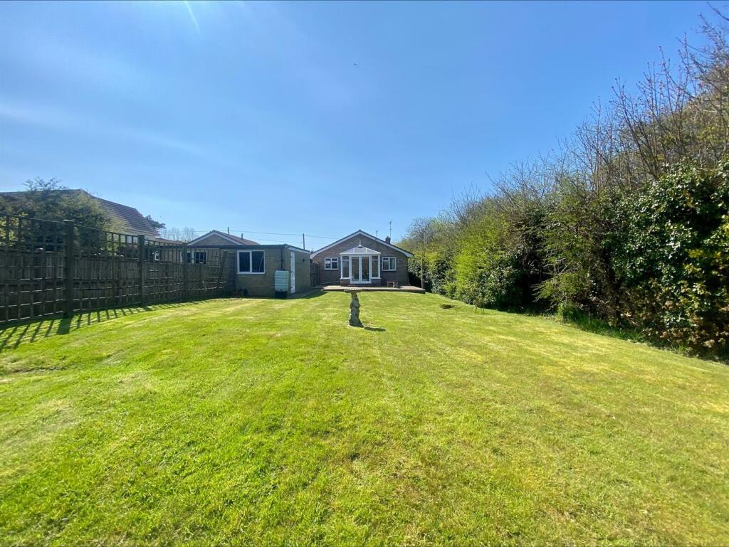 3 bedroom detached bungalow for sale in Rockmead Road, Fairlight, TN35