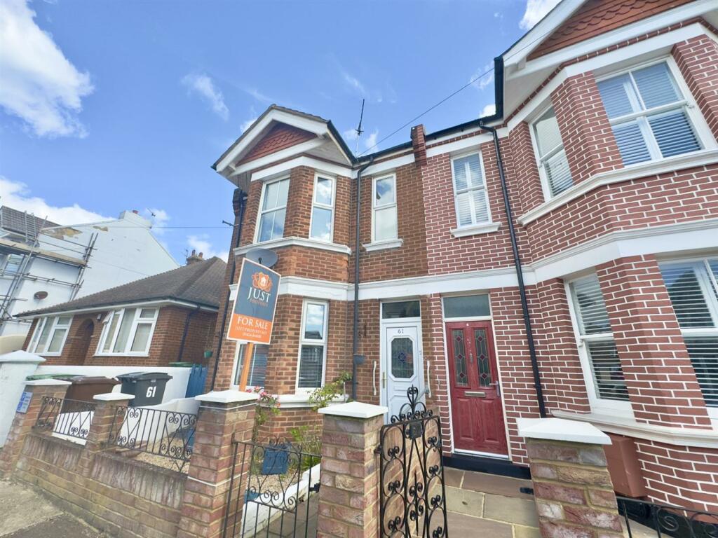 3 bedroom semidetached house for sale in Burry Road, St. LeonardsOn