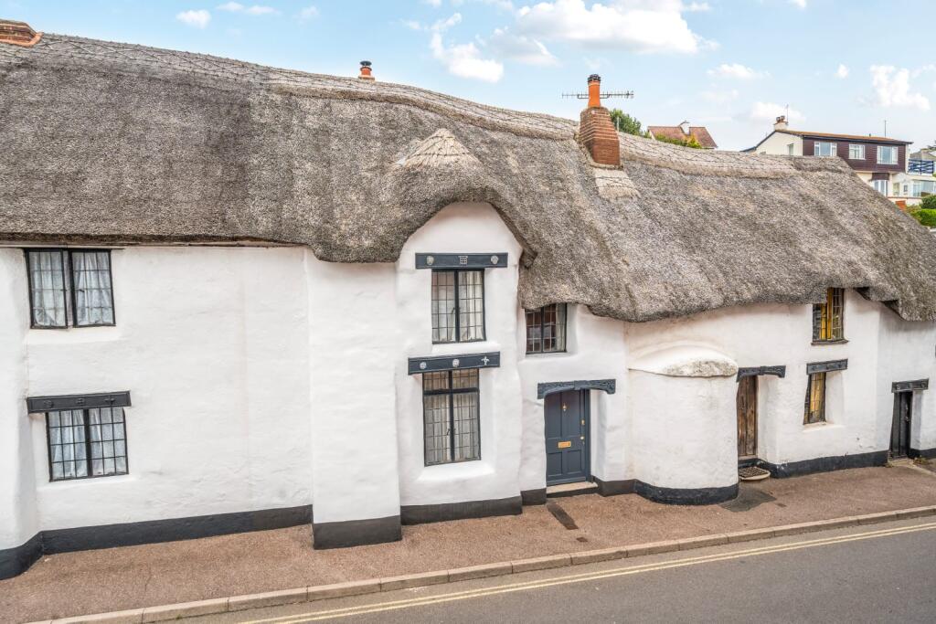 Main image of property: Cottage  Dawlish